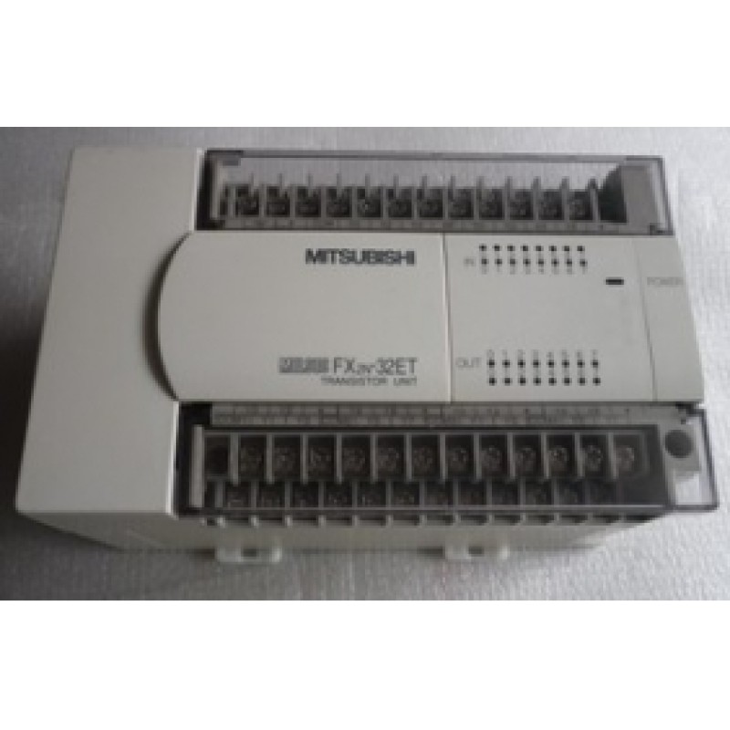 FX2N-32ET MitExtension Unit 16 DI 16 DO Transistor NEW