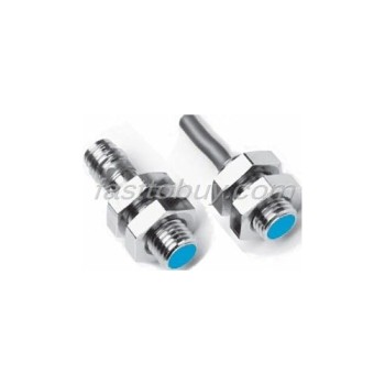 IM08-1B5PS-ZWK SICK Inductive Proximity sensor NEW