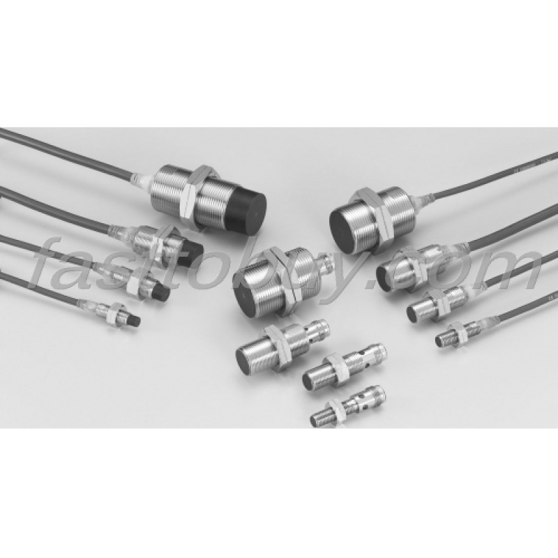 E2A-M08KN04-M1-B2 E2A Cylindrical Proximity Sensor NEW