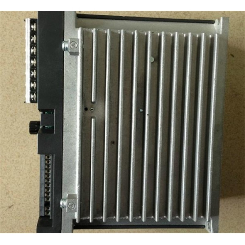 Single Phase 220V 4.2A 0.75KW 1HP TECO Inverter S310-201-H1D NEW