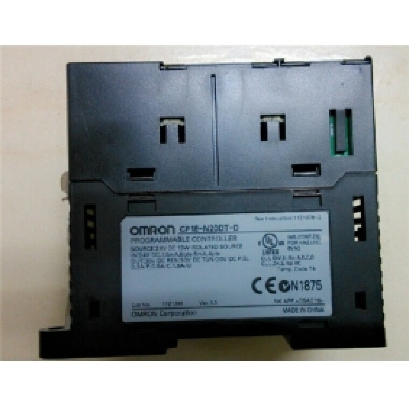 PLC Main Unit DC24V 12 DI 8 DO transistor  CP1E-N20DT-D  New