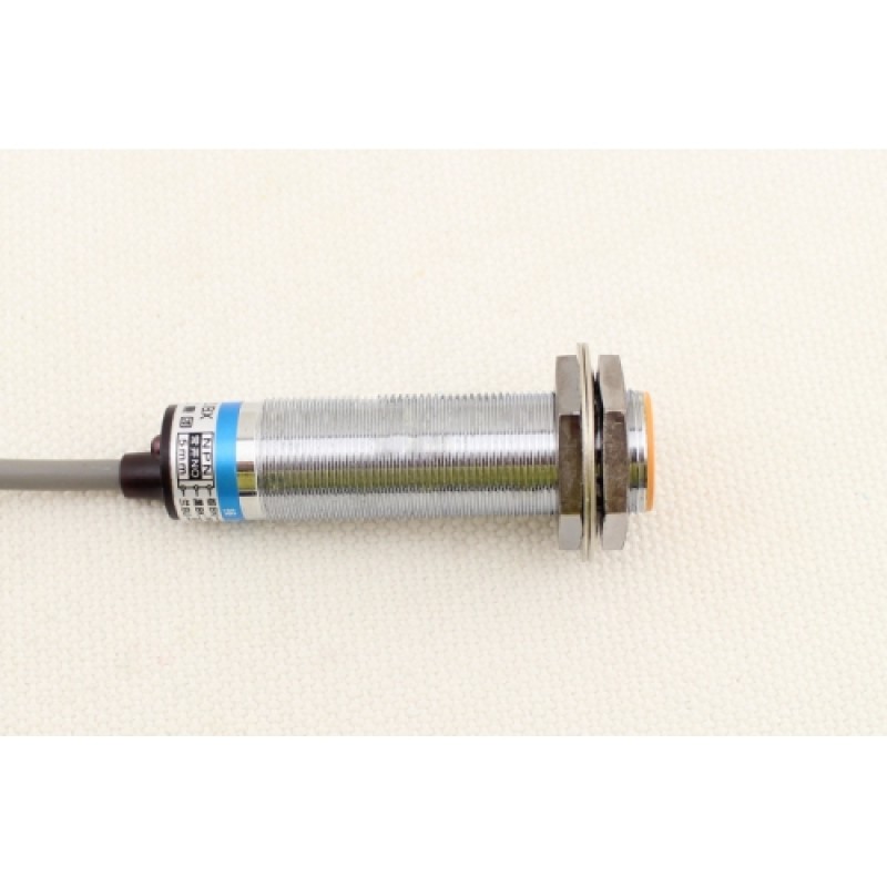 10PCS LJ18A3-5-Z-BX Inductive Proximity Sensor Switch For Relay M18 DC6-36V 5mm