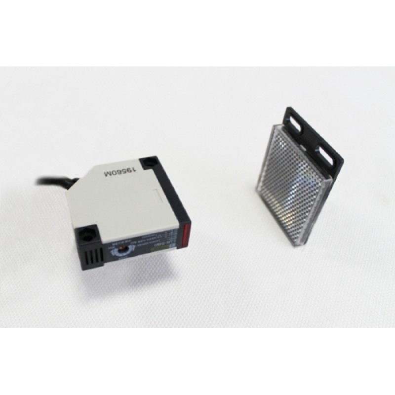 10PCS E3JK-R4M1 4M Photoelectric Switch Feedback Reflective Sensor DC12~24V for Relay