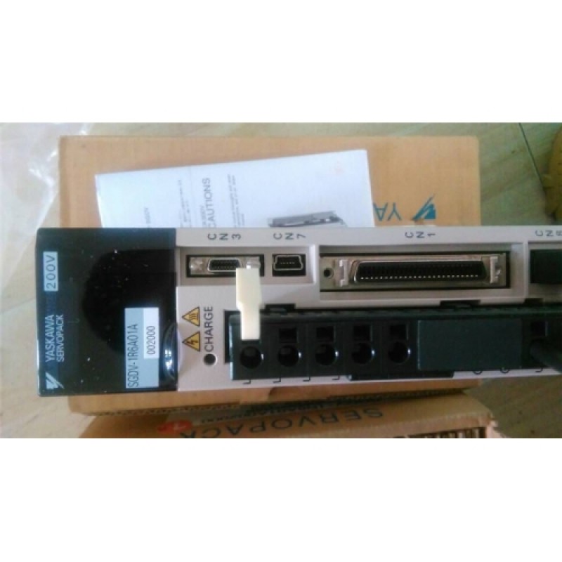 SGDV-1R6A01A  YASKAWA 3ph Servo Drive  200VAC 200W 1.6A