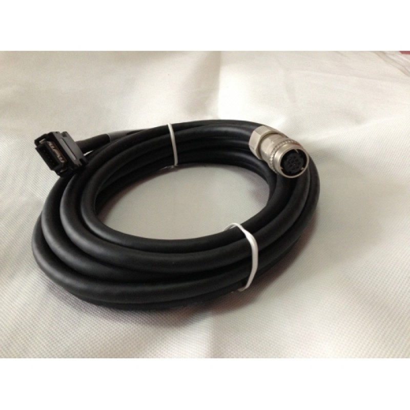 CNV2E-8P-5M Compatibility Mitsubishi CNC M70 Encoder Cable 5M