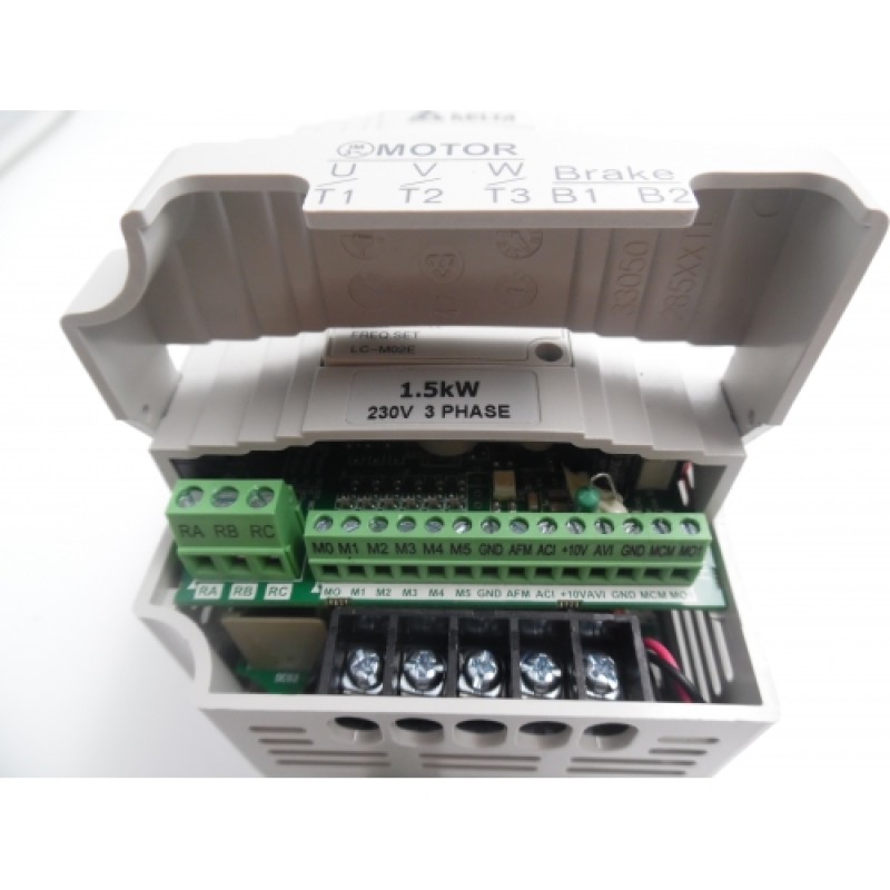 Delta Inverter VFD drive VFD015M23A 3Phase 220V 1.5KW 2HP 0.1~400Hz Milling &Woodworking machine