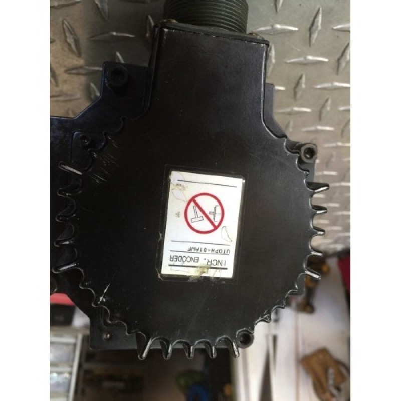 Yaskawa SGDB-10VD  +  SGMG-09V2A servo drive kit package USED with power cable and encoder cable