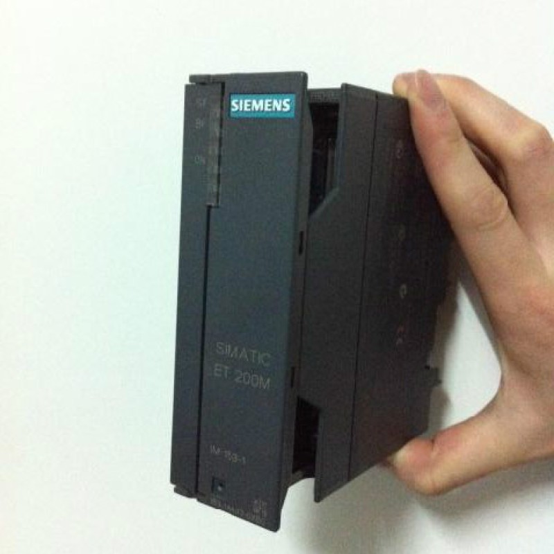 6ES7153-1AA03-0XB0 SIEMENS INTERFACE MODULE New