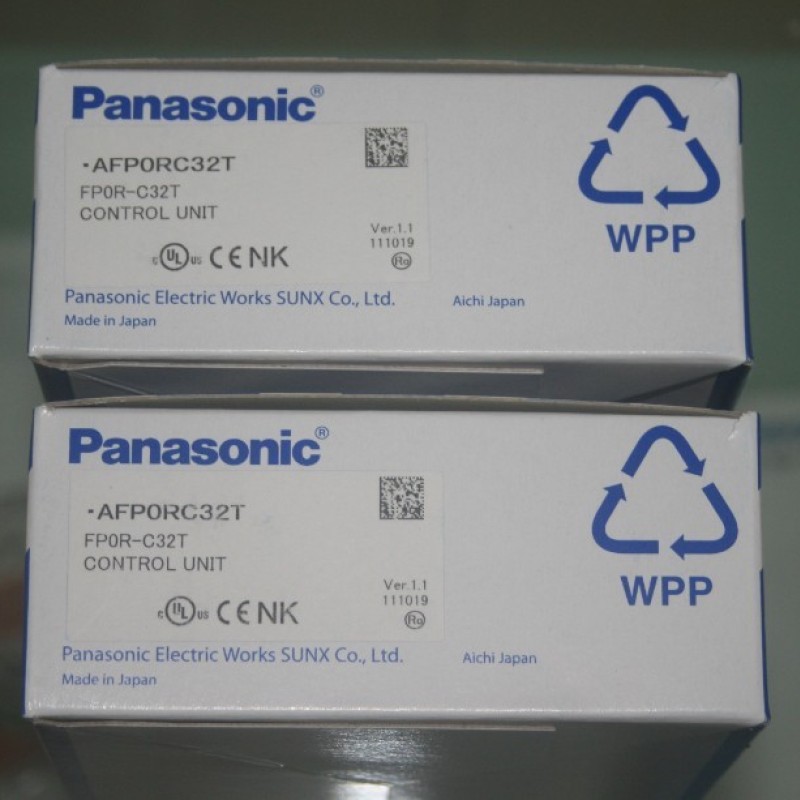 AFP0RC32T Panasonic FP0R-C32T PLC CPU 24VDC Power 16DI 16DO Transistor NPN New Original 1 Year Warranty