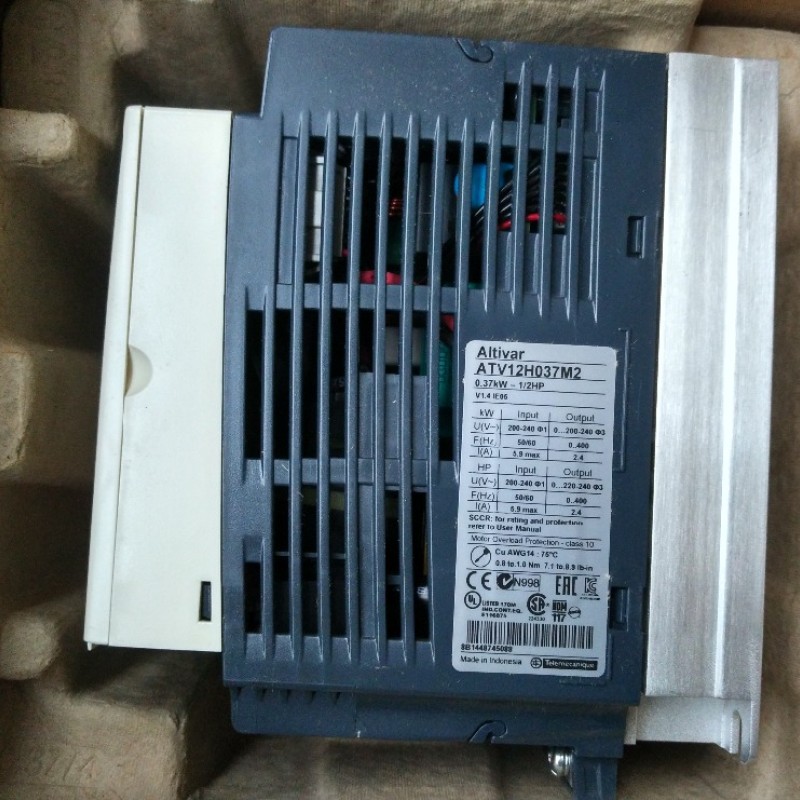 ATV12H037M2 VFD Inverter  Input 1ph 220V Output 3ph 220V 2.4A 0.5~400Hz 0.37KW 0.55HP New