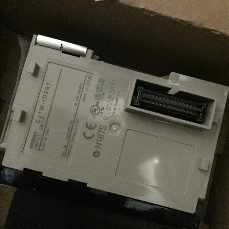 CJ1W-ID201 PLC OMRON I/O 8 input point 12-24VDC Original brand new
