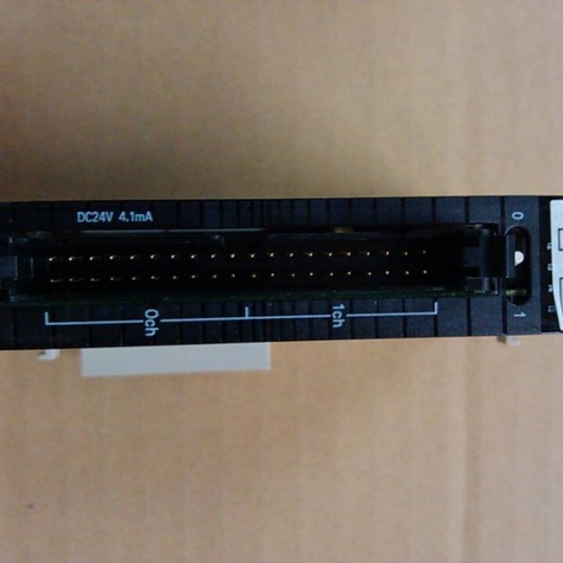 CJ1W-ID232 PLC OMRON I/O 32 input point 24VDC Original brand new