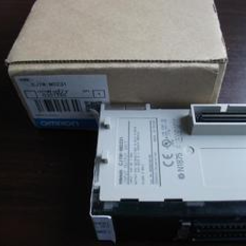 CJ1W-MD231 PLC OMRON I/O 16 point 250VAC/24VDC Original brand new