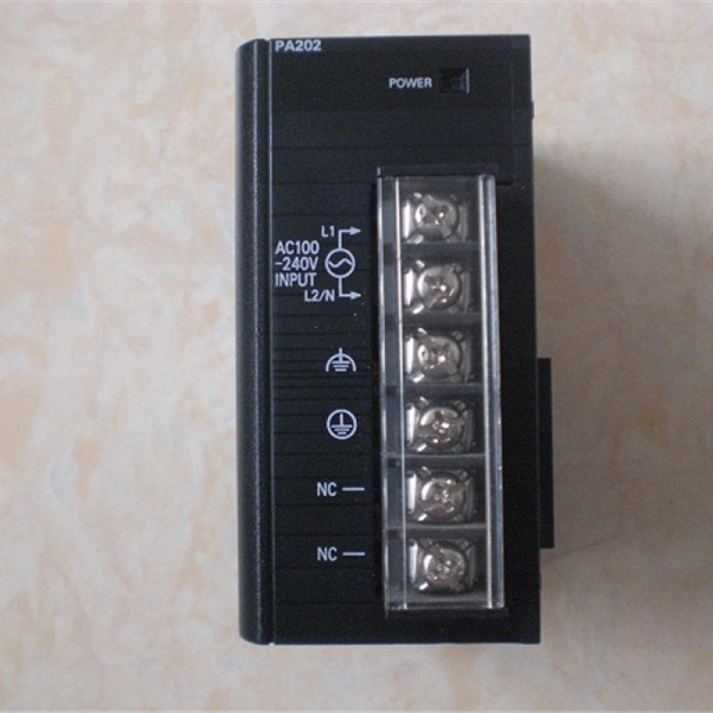 CJ1W-PA202 PLC OMRON 100-240VAC Original brand new