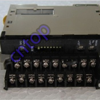 CJ1W-TC102 PLC OMRON 4 Loops PNP output Original brand new