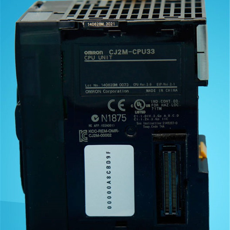 CJ2M-CPU33 PLC OMRON CPU EtherNet/IP 20K steps Original brand new