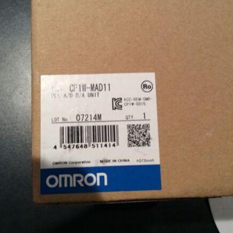 CP1W-MAD11 Expansion unit  2 AI and 1 AO  PLC Module unit New