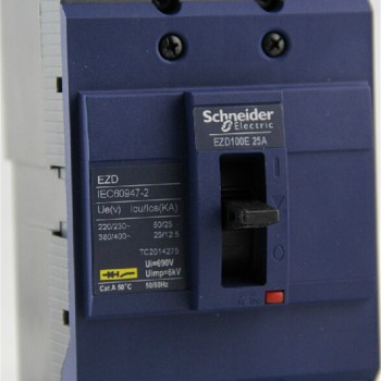 EZD100E 3P 25A EZD100E3025N Plastic Breaker New