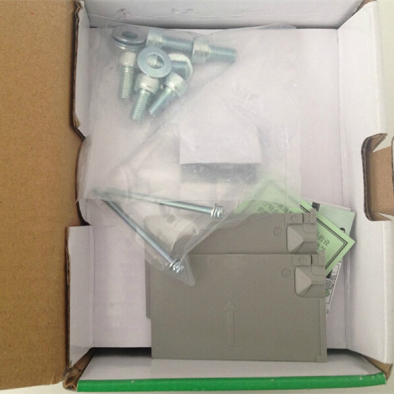 EZD250E 3P 250A EZD250E3250N Plastic Breaker New