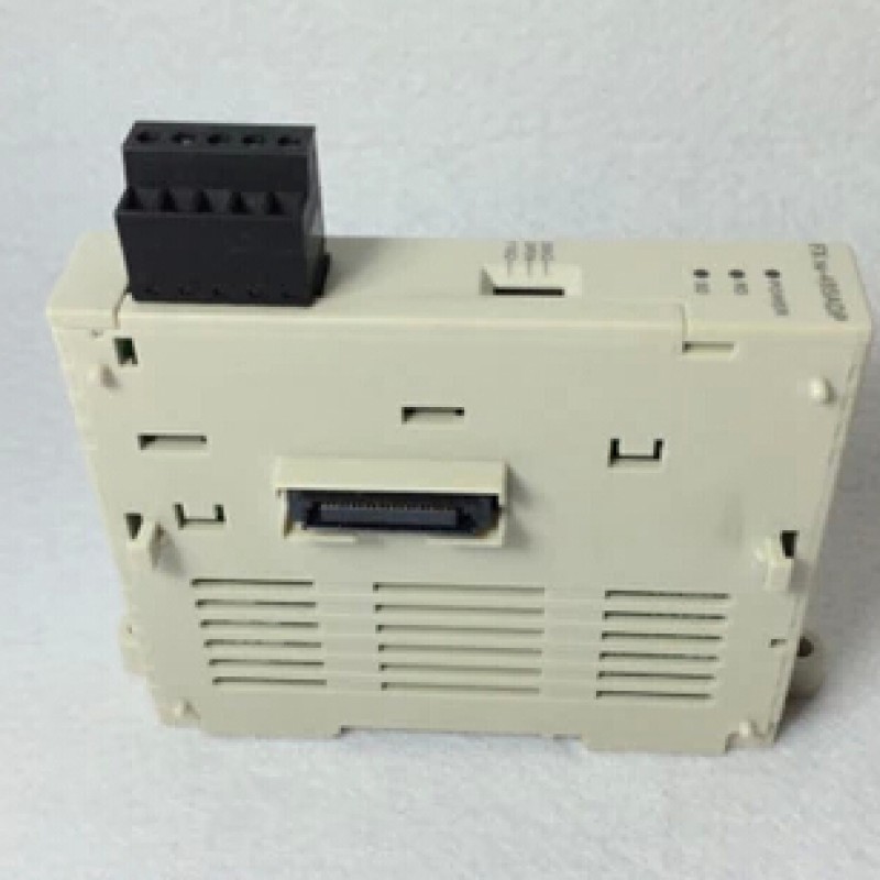 FX3U-232ADP-MB Mitsubishi Communication special adapter  RS-232C for FX3S  FX3G FX3GC FX3U FX3UC Original Brand NEW