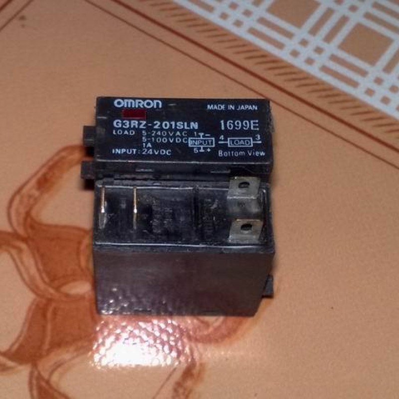 G3RZ-201SLN DC24V Solid State Relay NEW