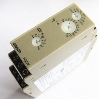 H3DK-M1 AC/DC24-240 OMRON Time Relay NEW