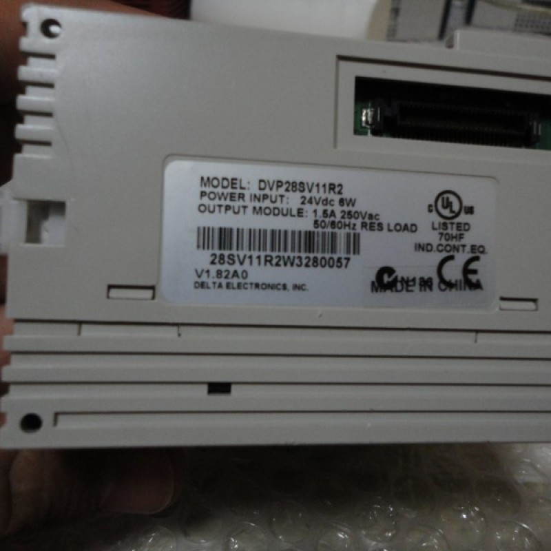 PLC DC24V 16 DI 12 DO relay Delta DVP28SV11R2 New