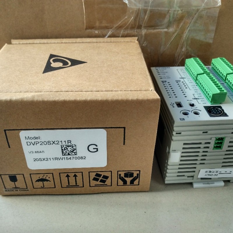 PLC DC24V 8 DI 4 AI 6 DO 2 AO relay Delta DVP20SX211R New one year Warranty