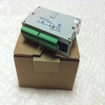 PLC DC24V 8 DI 8 DO relay  Module DVP16SP11R Delta New