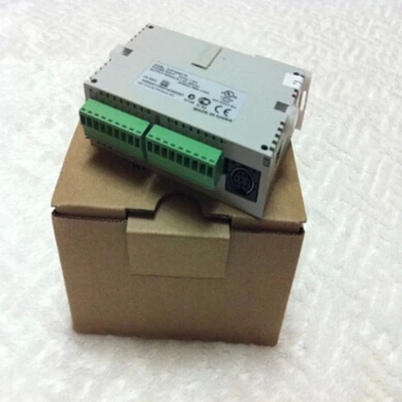 PLC DC24V 8 DI 8 DO relay  Module DVP16SP11R Delta New