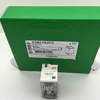 RXM2AB2FD Schneider Relay NEW