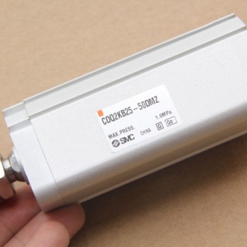 SMC CDQ2KB25-50DMZ New In Box !