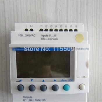 SR2B121FU Zelio Logic PLC 8DI 4DO Relay with Clock Display New