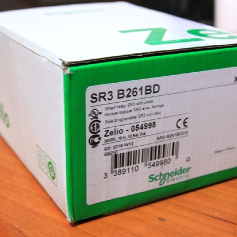 SR3B261BD Schneider PLC 16AI 10AO Relay with Clock Panel