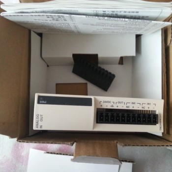TM2AMM3HT M238 PLC Module 2AI 1AO New