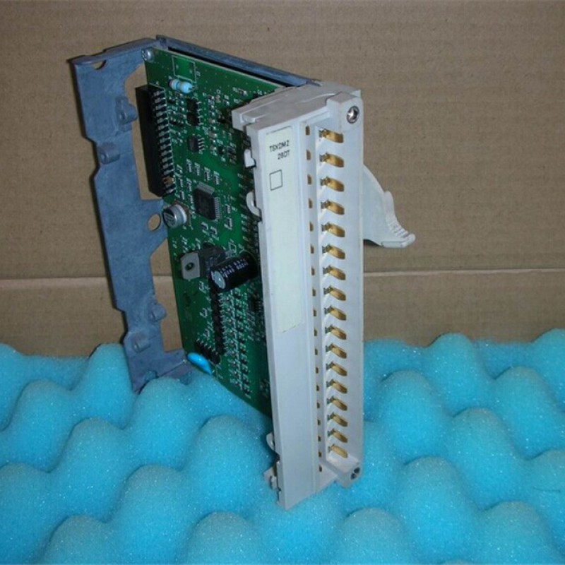 TSXDMZ28DTK Schneider PLC Module